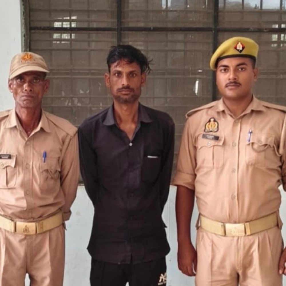 पत्नी को आत्महत्या के लिए उकसाने वाला पति गिरफ्तार:ललितपुर में 6 दिन पहले दो बच्चों संग ट्रेन के आगे कूदकर जान दी थी