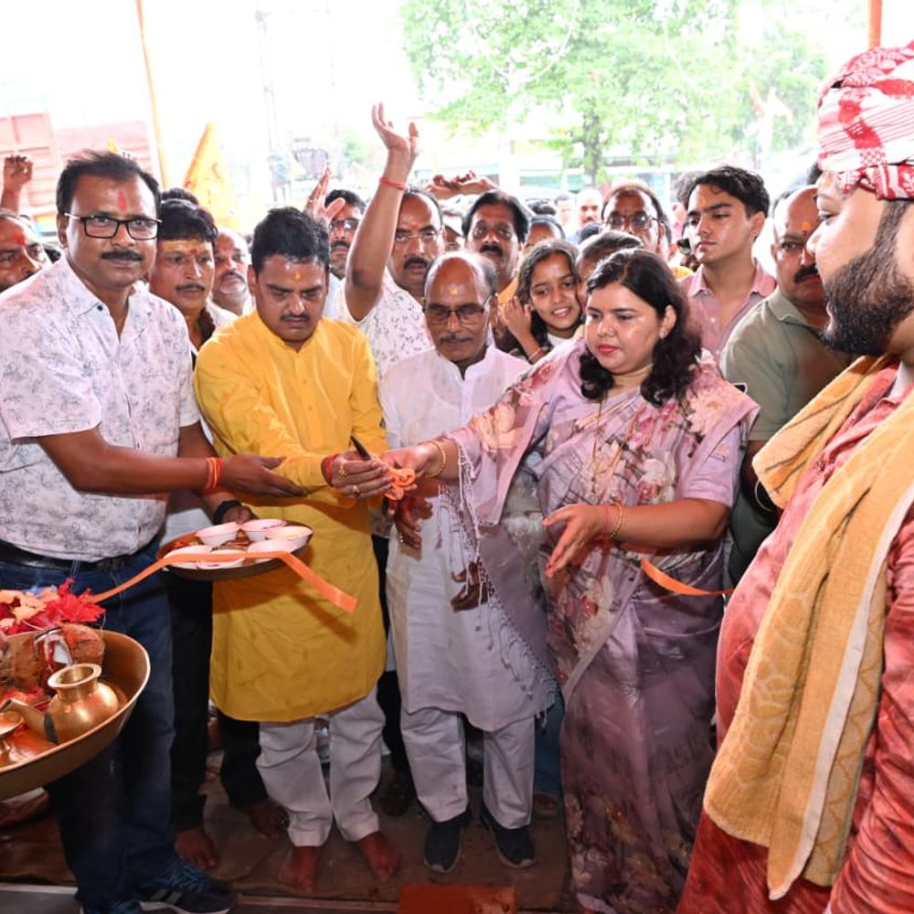 कांवरियों की सावन माह में सेवा करना प्रत्यक्ष रूप से भगवान शिव की सेवा के समान: मेयर