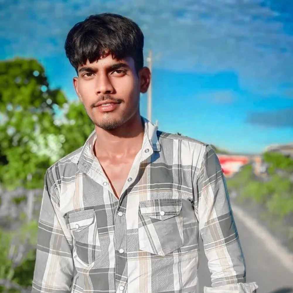 बुलंदशहर में युवक ने खुद को मारी गोली:युवती भगाने के मुकदमे में था नाम, शव के पास मिला तमंचा कारतूस