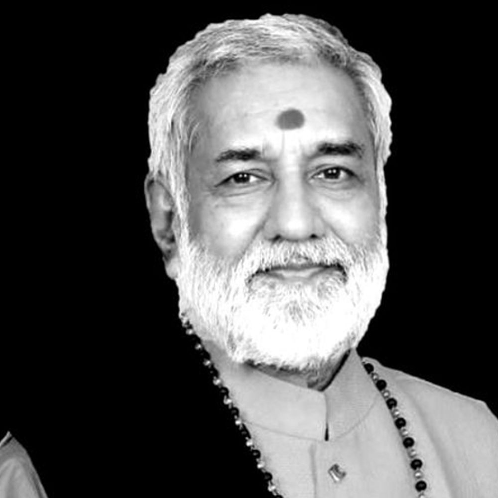 पं. विजयशंकर मेहता का कॉलम:घर में रसोईघर और पूजाघर के महत्व को भी समझा जाए