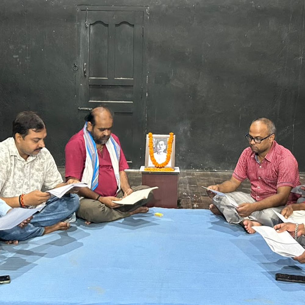 डिजिटल दौर में "गुल्ली डंडा’ ने बचपन में पहुंचाया, रंगकर्मियों ने जीवंत की कहानी