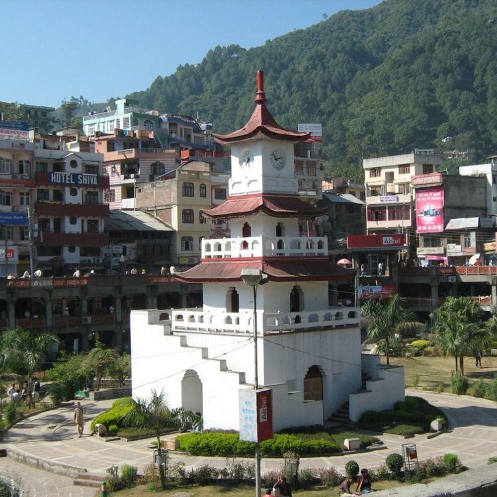 हिमाचल के मंडी में भूकंप के झटके:रिक्टर स्केल पर 3.1 रही तीव्रता; अफरातफरी में लोग घरों से बाहर निकले