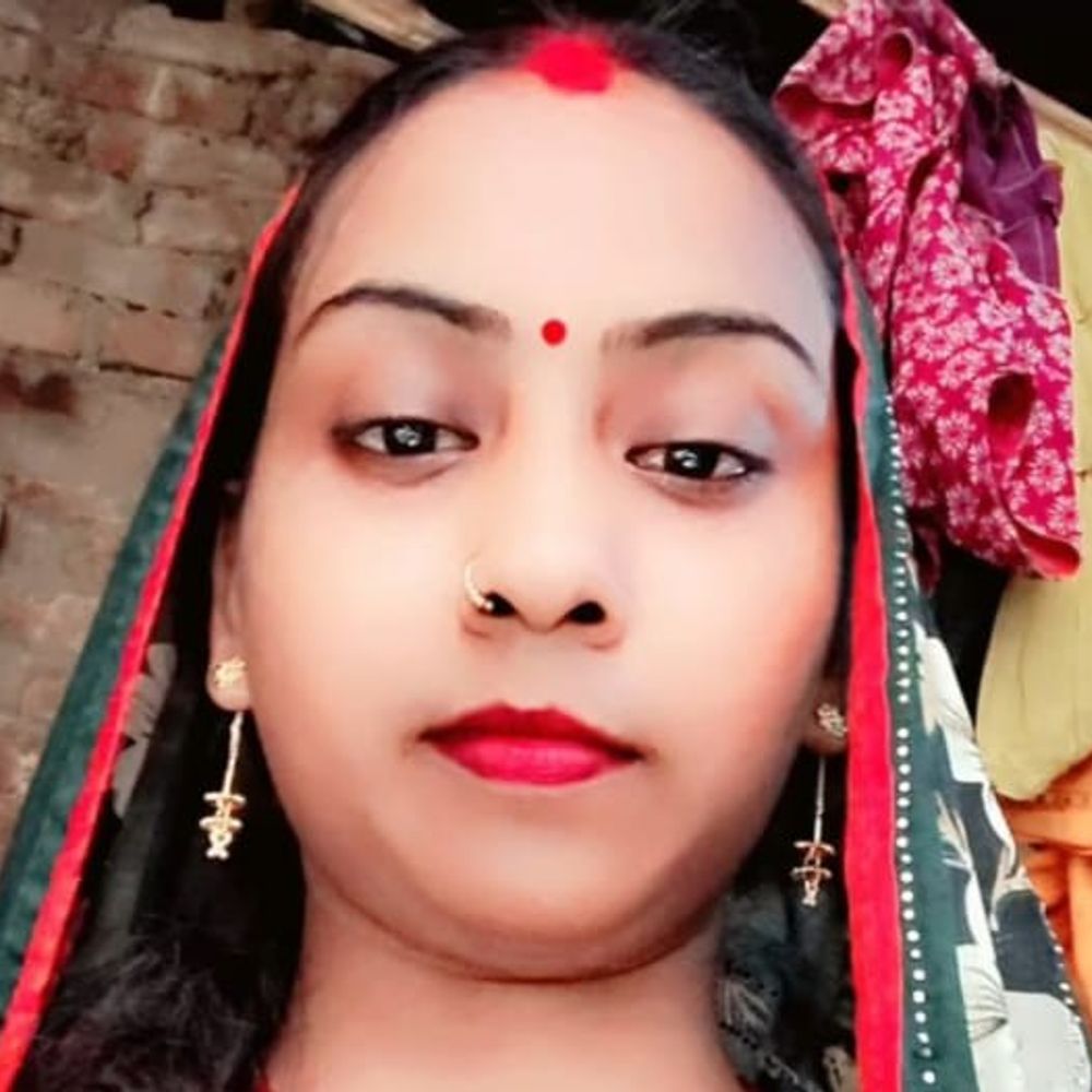 पति से झगड़े के बाद पत्नी ने दी जान:उन्नाव में फंदे से लटका मिला शव, सास बोली- रुपयों को लेकर फोन पर बात कर रही थी
