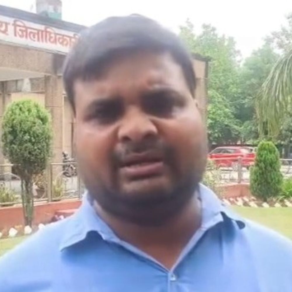 एक महीने में दूसरी बार विवादों में बखिरा थाना:चार पुलिसकर्मियों पर भाजपा कार्यकर्ता से मारपीट का आरोप