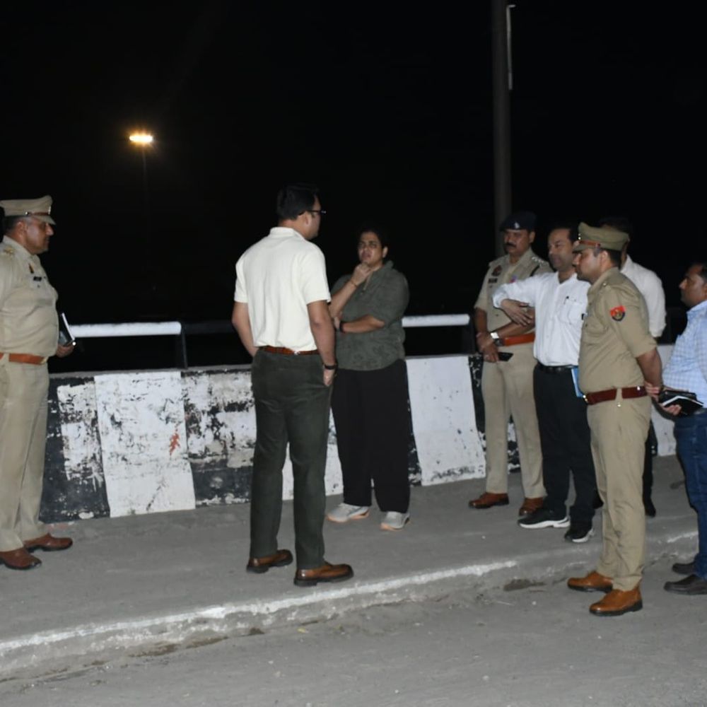 कांवड़ यात्रा पर बदायूं प्रशासन अलर्ट:डीएम-एसएसपी ने कछला गंगा घाट का किया निरीक्षण, सुरक्षा व्यवस्थाएं परखी