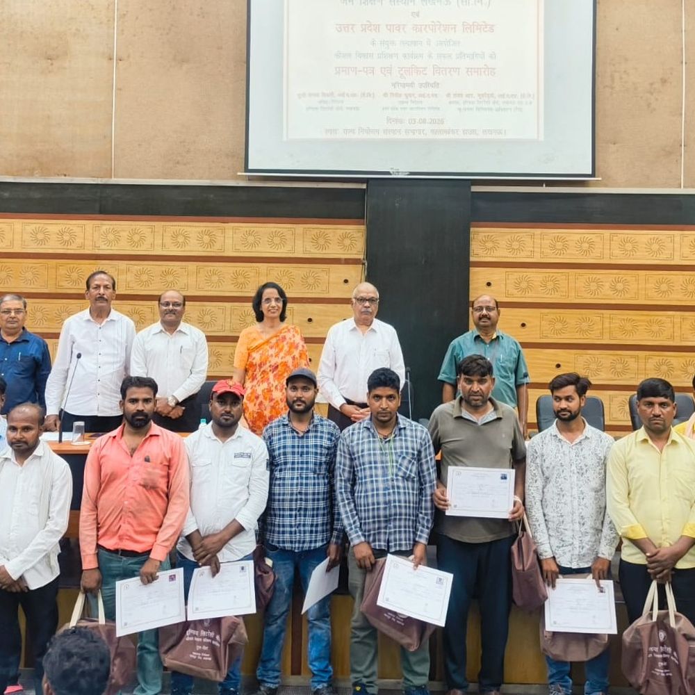 यूपी रेरा ने 10 नई परियोजनाओं को दी मंजूरी:पांच जिलों में 1412.55 करोड़ रुपए के निवेश को हरी झंडी
