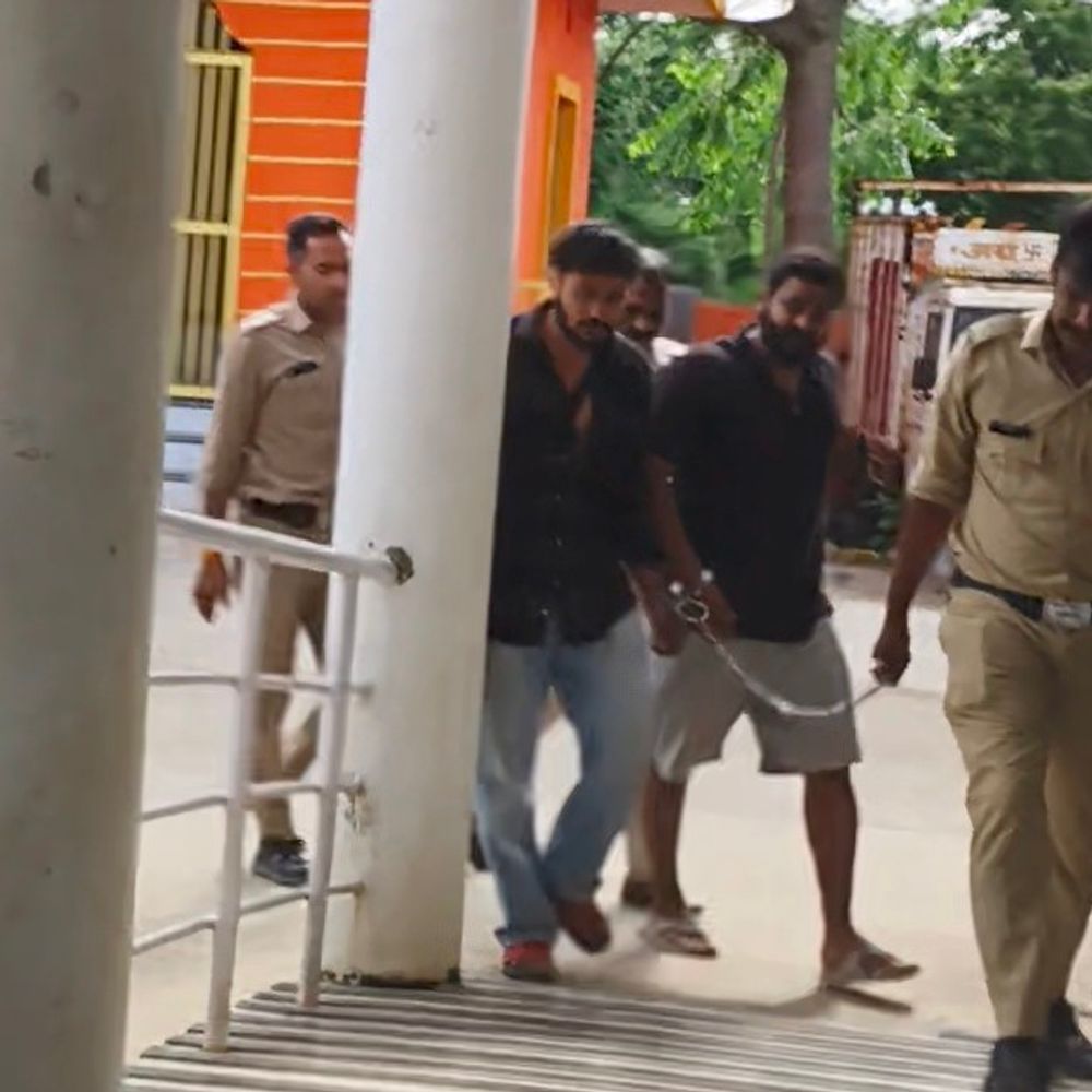 
                 भाजपा नेता के भतीजे के अपहरण का आरोपी गिरफ्तार:25 लाख की फिरौती मांगी, आरोपी के परिजन बोले- 30 लाख का लेन-देन था 
            