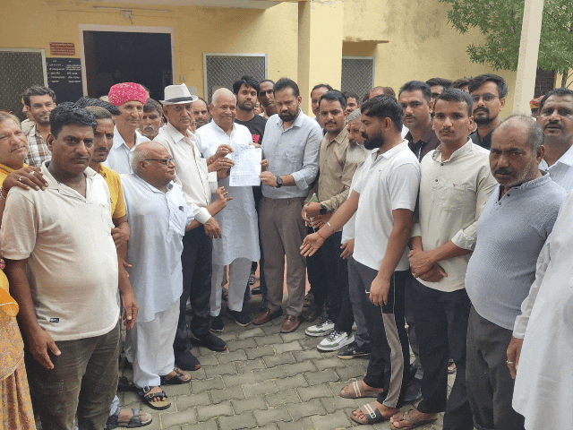 SDM से बोले ग्रामीण- ऐतिहासिक मारोठ थाने को यथावत रखे:कहा- अंग्रेजों के समय से संचालित हो रहा, स्थान बदलने पर रोक की मांग