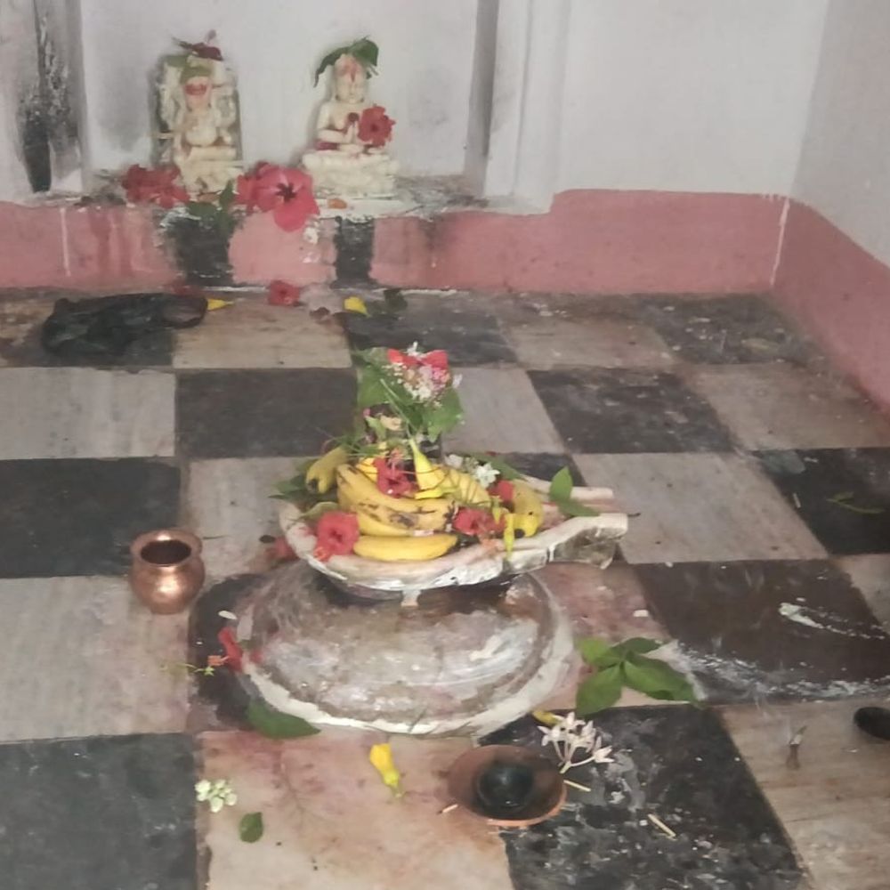संतकबीरनगर में शिव-पार्वती और हनुमान की मूर्तियां तोड़ी गईं:विश्व हिंदू महासंघ ने गिरफ्तारी न होने पर हनुमान चालीसा पाठ की चेतावनी दी