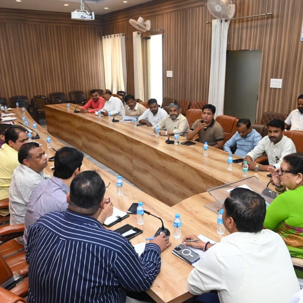 पार्षद बोले कानपुर नगर निगम में गायब हो रहीं फाइलें:मेयर बोली चीफ साहब को चाहिए एक आध को बंद कमरे में ठीकठाक करें