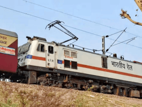 3 दिन दिल्ली स्टेशन पर नहीं रुकेगी रानीखेत एक्सप्रेस:तकनीकी कार्य के कारण गाजियाबाद-नई दिल्ली-दिल्ली सराय रोहिल्ला होकर चलेगी