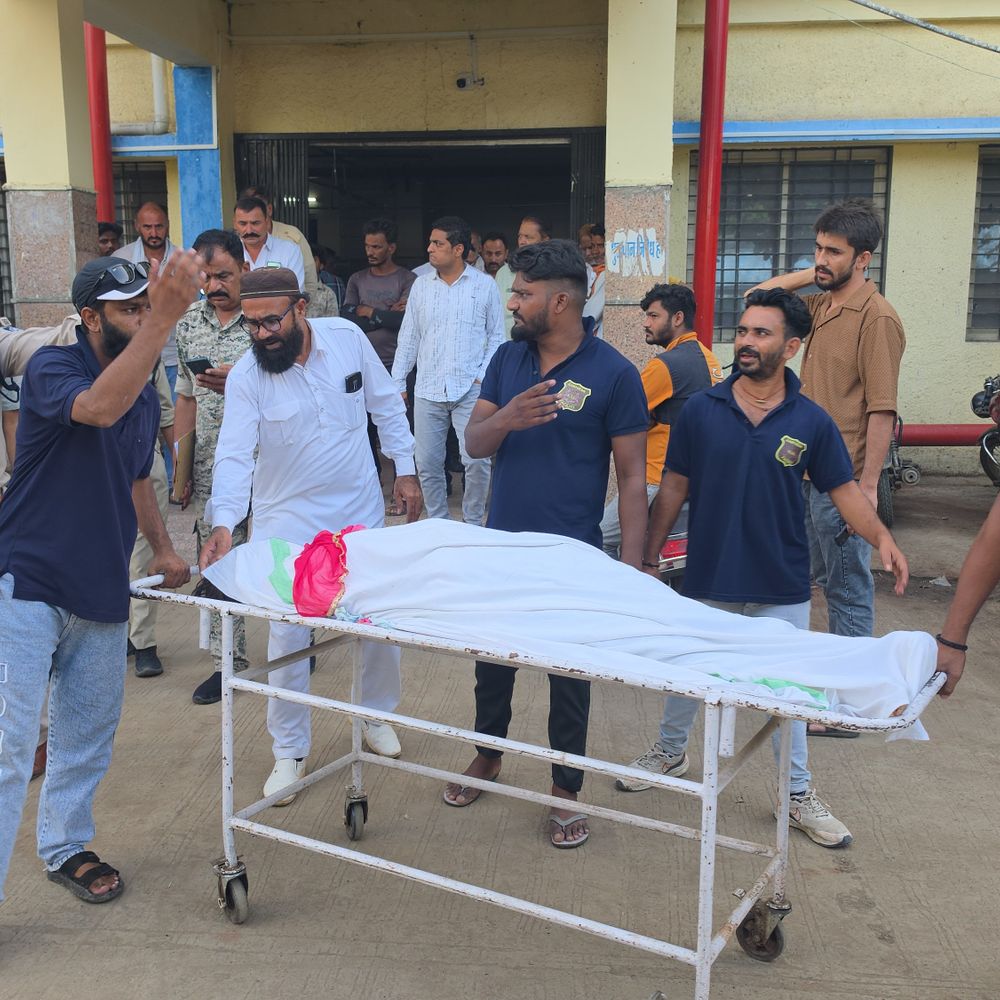 किराए के कमरे में मिला नवविवाहिता का शव:मौत से एक घंटे पहले पिता से हुई थी वीडियो कॉल; पति पर दहेज प्रताड़ना-हत्या के आरोप