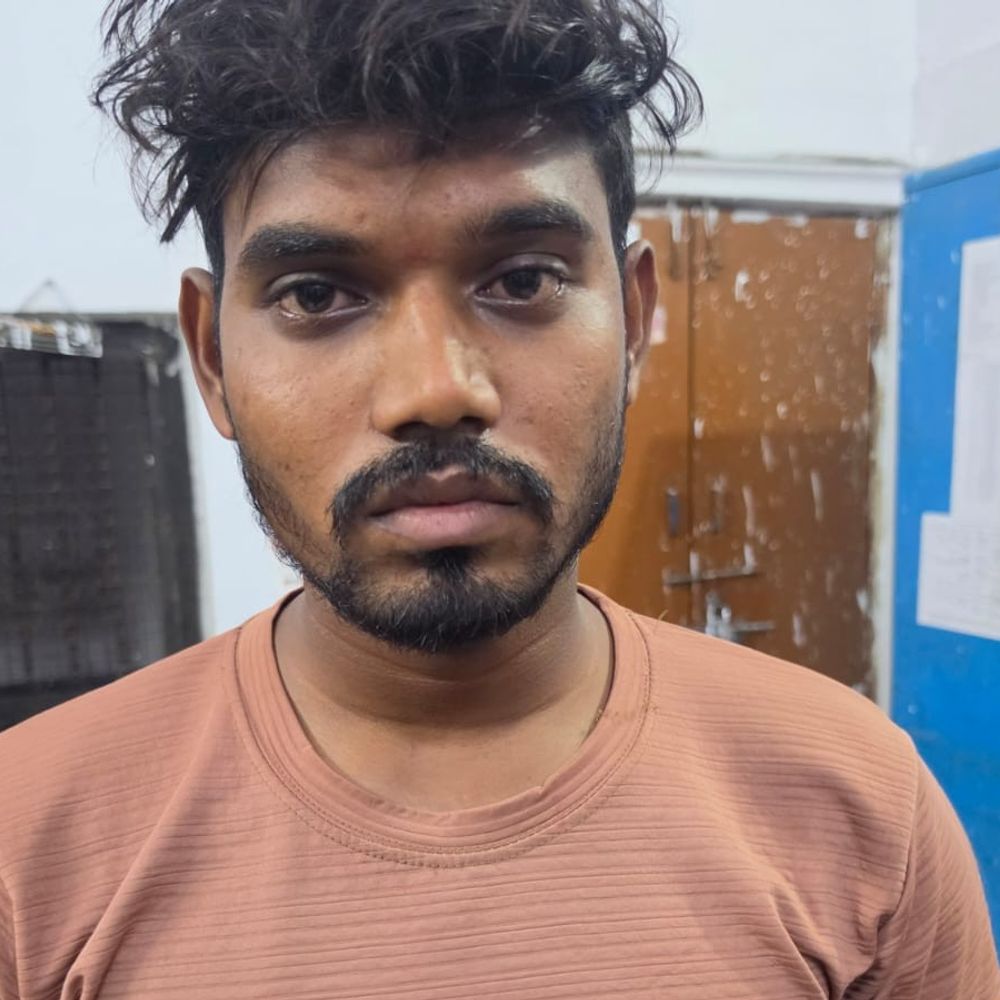 बैतूल में नाबालिग के अश्लील फोटो-वीडियो बनाए,वायरल किए:कथा के दौरान हुई थी दोनों की पहचान, पॉक्सो एक्ट सहित कई धाराओं में केस दर्ज;आरोपी गिरफ्तार