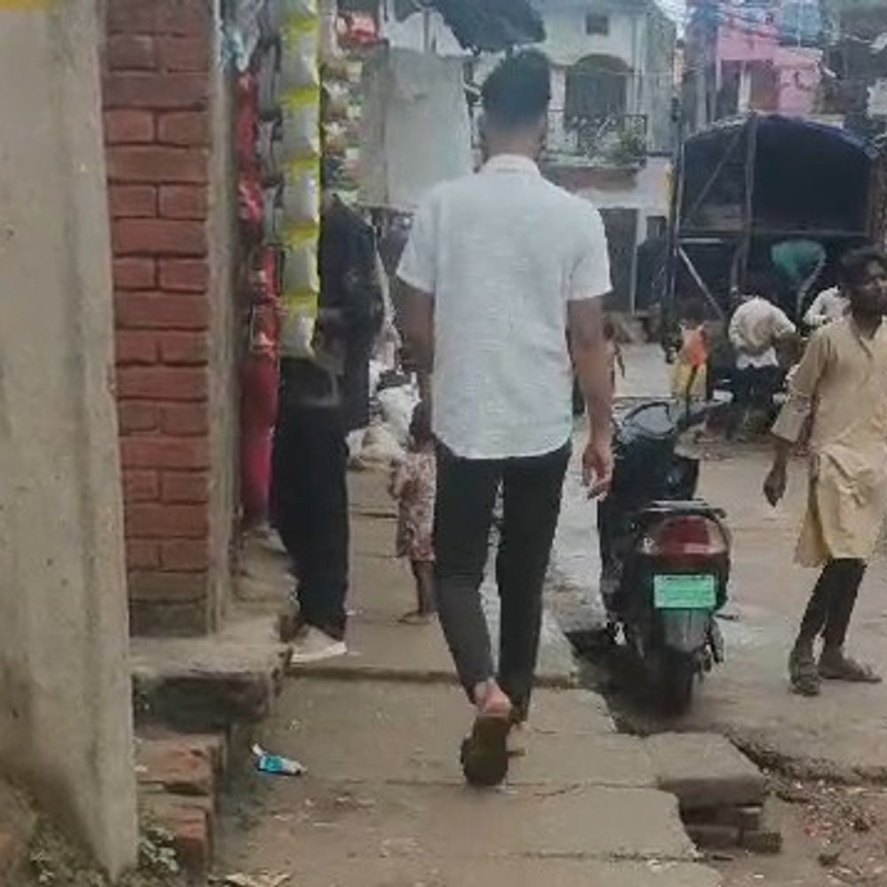 सीतापुर में निर्माणाधीन नाले में डूबे मासूम की मौत:ठेकेदार समेत जिम्मेदारों पर FIR, सुरक्षा मानकों में हुई लापरवाही