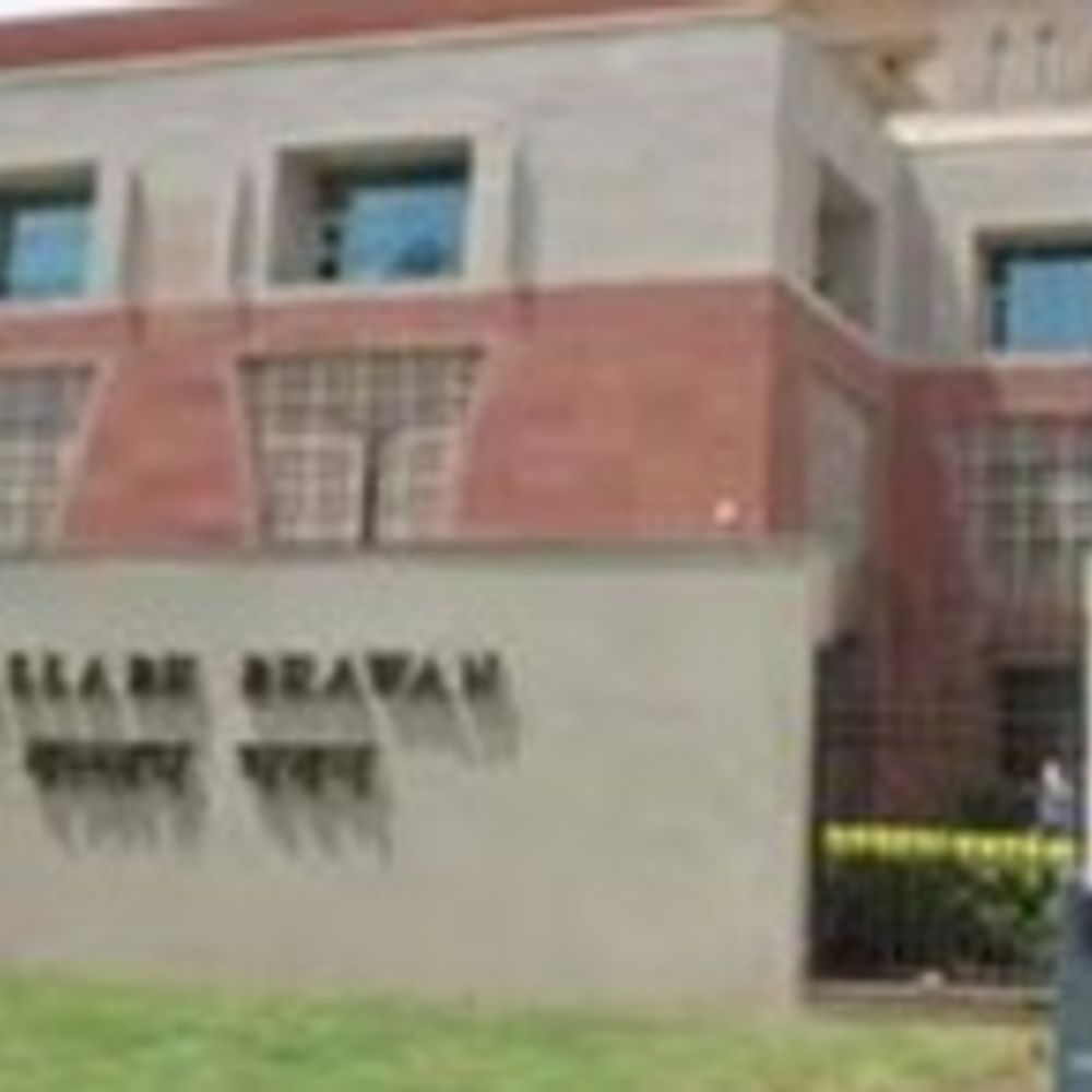 
                 मंत्रालय के सामने जीएडी के सर्कुलर की होली जलाएंगे कर्मचारी:चतुर्थ श्रेणी कर्मचारियों को 2010 के नियमों के आधार पर पदोन्नति दिलाने देंगे सीएम, सीएस को ज्ञापन 
            