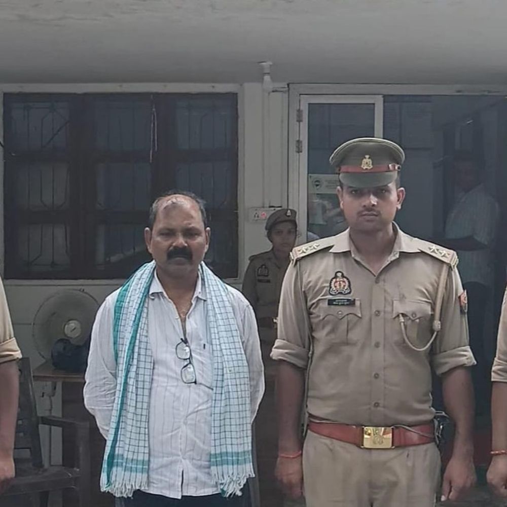 नर्सिंग होम संचालक की लापरवाही से मरीज की मौत:आजमगढ़ पुलिस ने आरोपी को किया गिरफ्तार, 15 जुलाई को दर्ज हुआ था मुकदमा