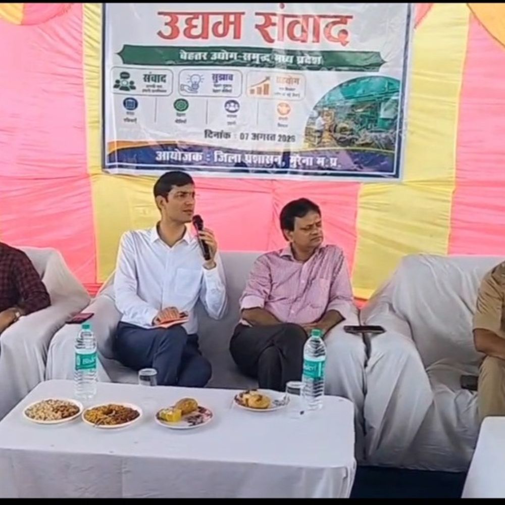 मुरैना में जनसंवाद अभियान, अफसरों ने सुनी लोगों की समस्याएं:  जलभराव और स्वच्छता की शिकायतों पर दिए कार्रवाई के निर्देश – Morena News