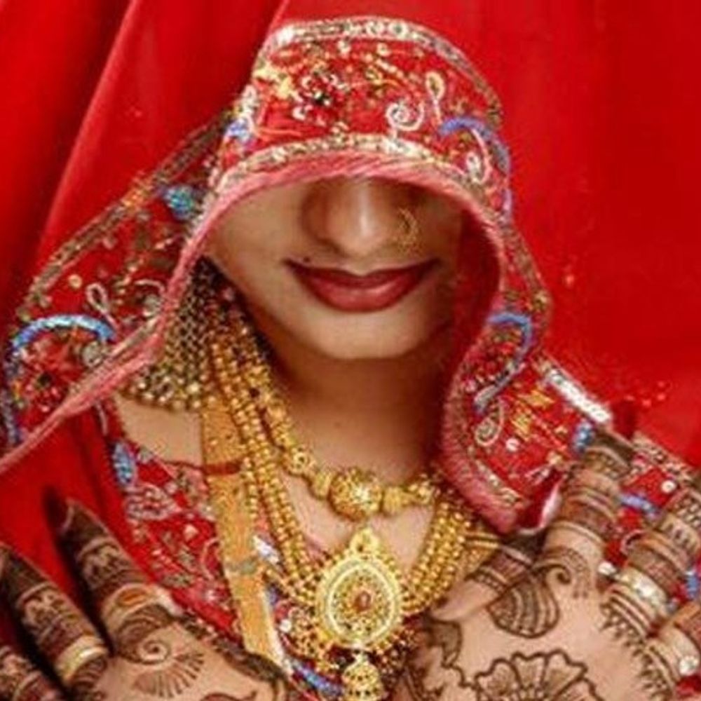शादी के बाद गहने-कैश लेकर फरार हुई दुल्हन:वापस मांगने पर झूठे केस में फंसाने की धमकी दी, एमपी में जाकर की थी शादी