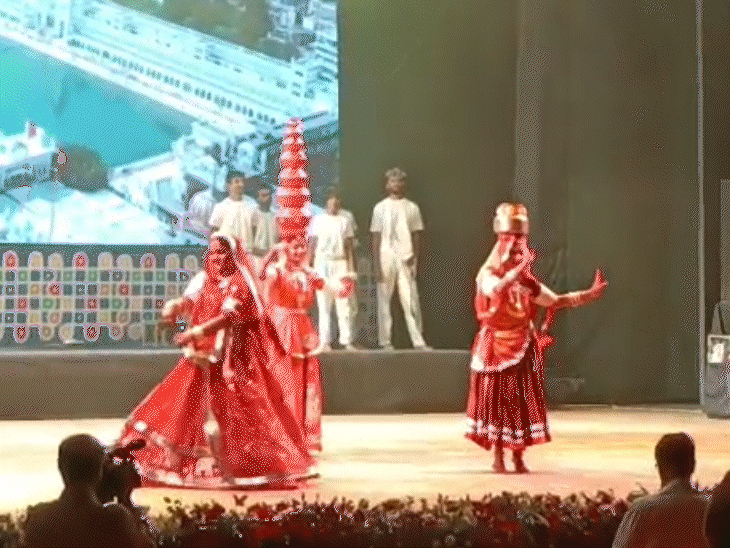 
                 भोपाल में ब्रिक्स देशों के संस्कृति मंत्रियों की मीटिंग:विरासत, संग्रहालय-रचनात्मक अर्थव्यवस्था पर होगा मंथन; CM के साथ लंच करेंगे 
            