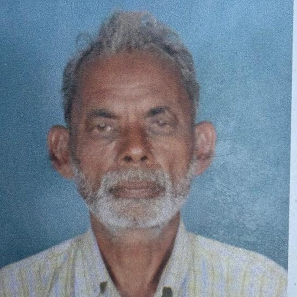 प्रतापगढ़ में दीवार गिरने से बुजुर्ग की मौत:छप्पर के नीचे सो रहे थे, मलबे में दबे; इलाज के दौरान रास्ते में तोड़ा दम