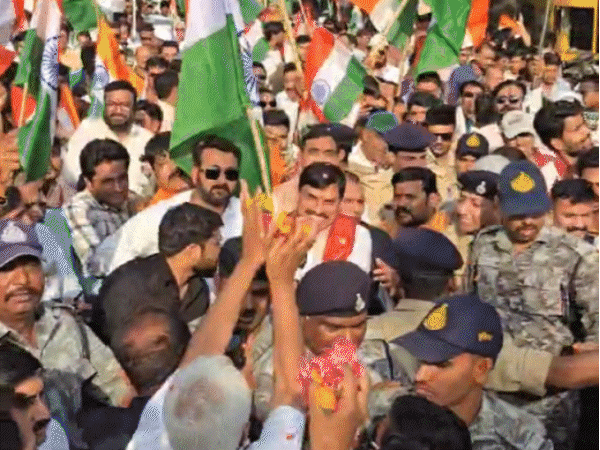 
                 भोपाल में आज निकलेगी भव्य तिरंगा यात्रा:टीटी नगर से रोशनपुरा तक निकलेगी; सीएम और बीजेपी प्रदेश अध्यक्ष कार्यकर्ताओं के साथ होंगे शामिल 
            