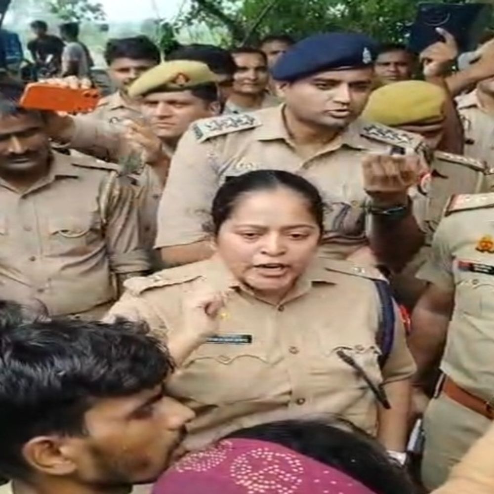 शाहजहांपुर में सड़क जाम बन रहा पुलिस के लिए चुनौती:सख्त लहजे से बढ़ रहा आक्रोश; तिलहर-कांट की घटनाओं ने उठाए सवाल