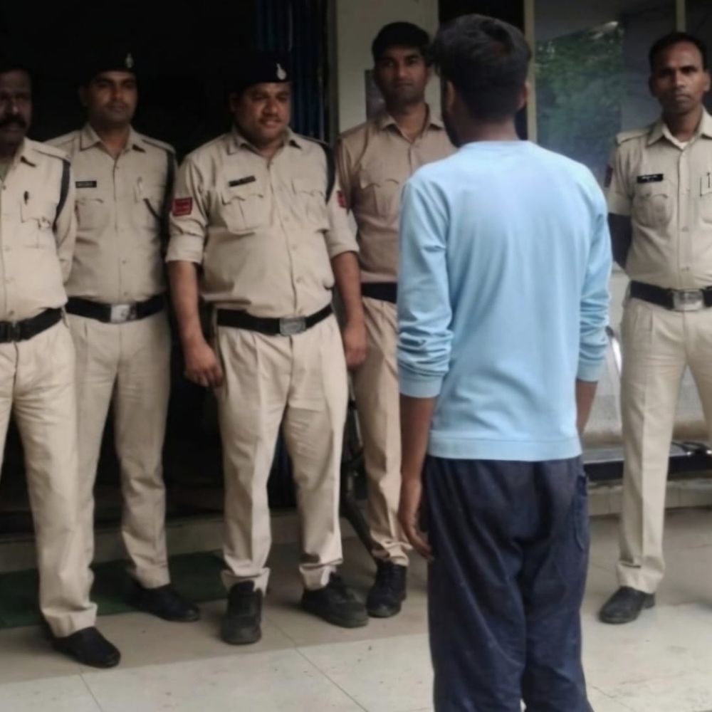 अपहरण की झूठी कहानी रच फिरौती मांगने वाला गिरफ्तार:2 महीने से फरार चल रहा था आरोपी, 4 को पहले ही जेल भेज चुकी है पुलिस
