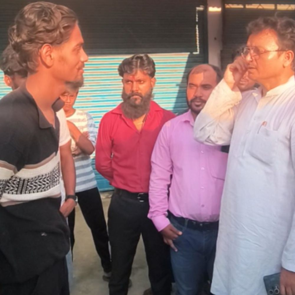 विहिप-बजरंग दल ने सावन में मांस-मछली दुकानें बंद कराईं:हनुमान मंदिर के पास मछली मंडी से शुरू हुई कार्रवाई, बिरयानी दुकानें भी बंद