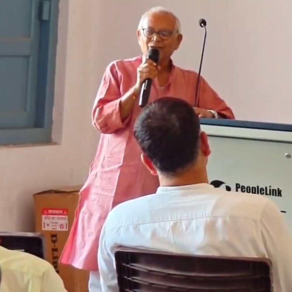 श्रीरामरूचि कॉलेज के विकास पर अहम बैठक:राजनीतिक दलों, बुद्धिजीवियों और पूर्व छात्रों ने लिया भाग, स्टूडेंट्स का समागम आयोजित करने का सुझाव