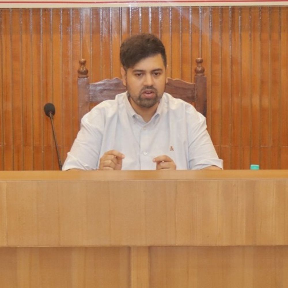 हरदोई में स्टांप शुल्क चोरी का मामला:12 खरीदारों से 9.14 लाख की वसूली के आदेश, डॉक्टर दंपतियों पर भी कार्रवाई