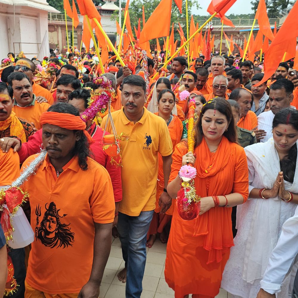 अमरकंटक से 151 किमी की कांवड़ यात्रा शुरू:भोरमदेव तक 151 किलोमीटर की पदयात्रा, भावना वोहरा समेत तीन विधायक उठा रहे कांवड़