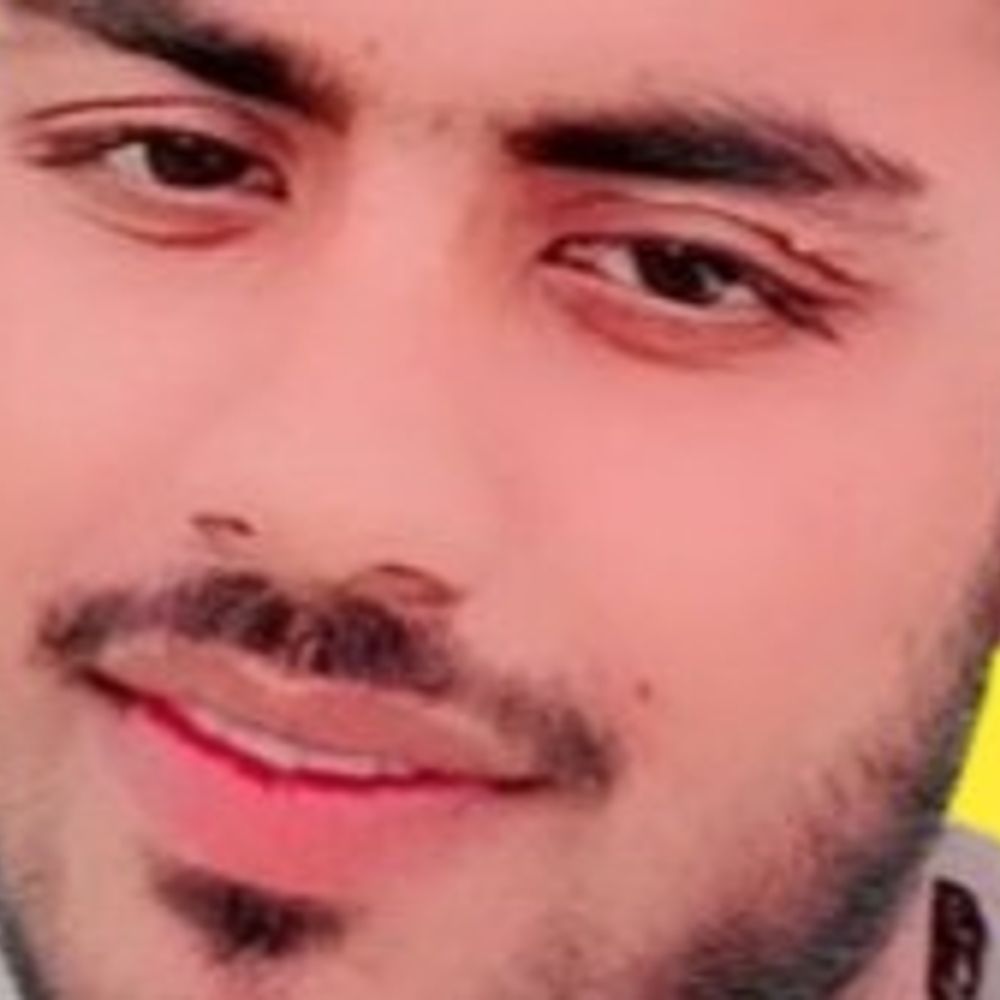 हरदोई में डाक कांवड़ से लौट रहे युवक की मौत:अज्ञात वाहन ने बाइक में टक्कर मारी, एक साथी घायल