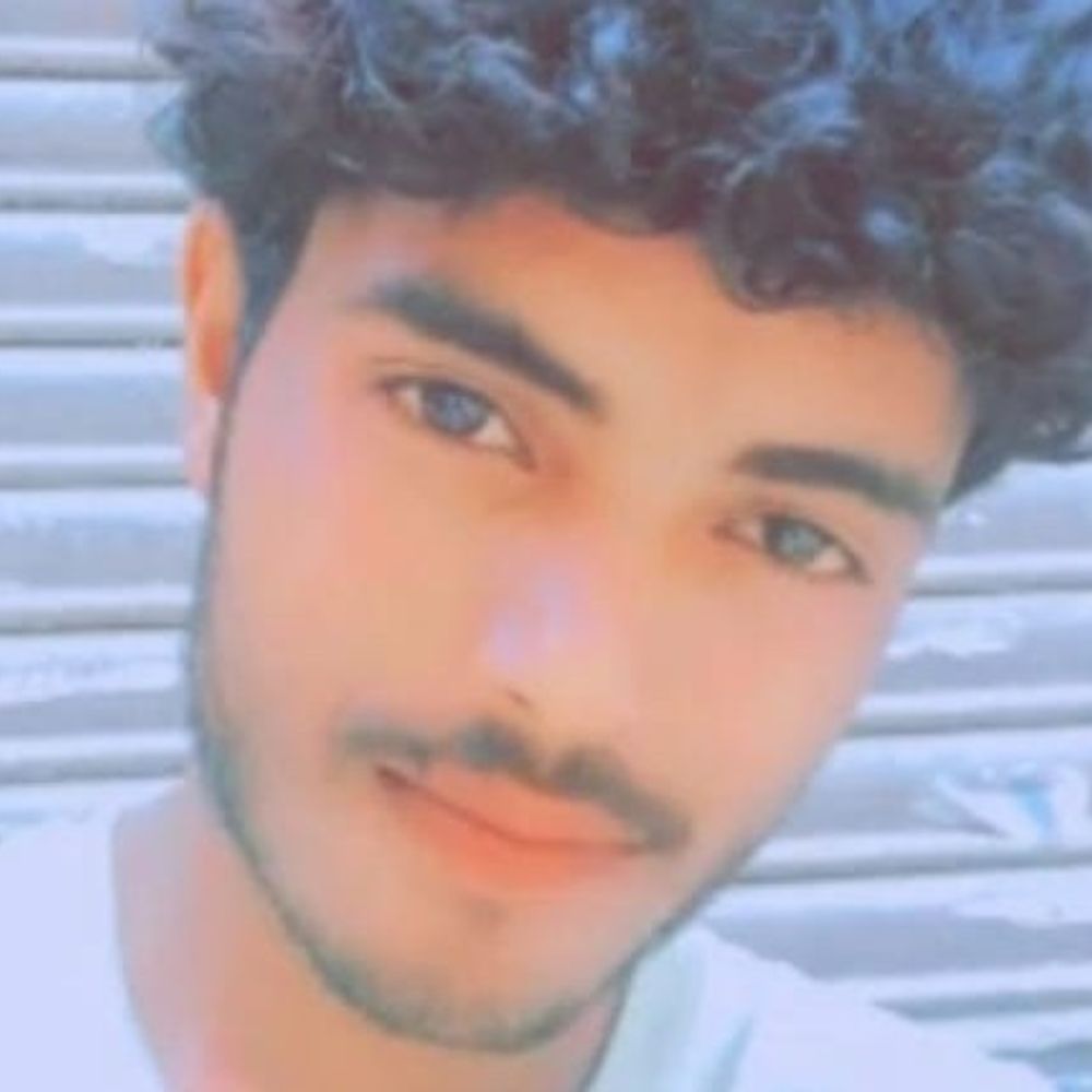 बेटी की छठी संस्कार में पिता की करंट से मौत:कन्नौज में डीजे बंद करते समय जमीन पर गिरा, एक साल पहले हुई थी शादी
