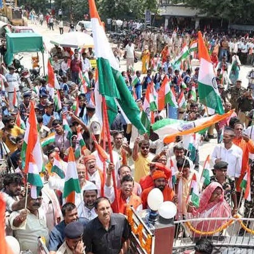 दरभंगा में 5 किमी तक निकाली तिरंगा यात्रा:14 अगस्त तक ‘हर घर तिरंगा’ अभियान, सड़कों पर 'भारत माता की जय' के लगे नारे