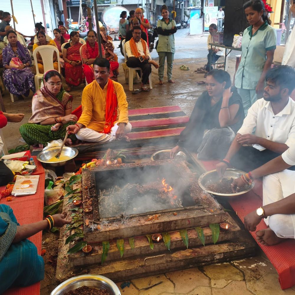 बालाघाट में शनि जन्मोत्सव, मंदिरों में हवन-पूजन:हरियाली अमावस्या पर भी धार्मिक अनुष्ठान, भंडारे में भक्तों ने लिया प्रसाद