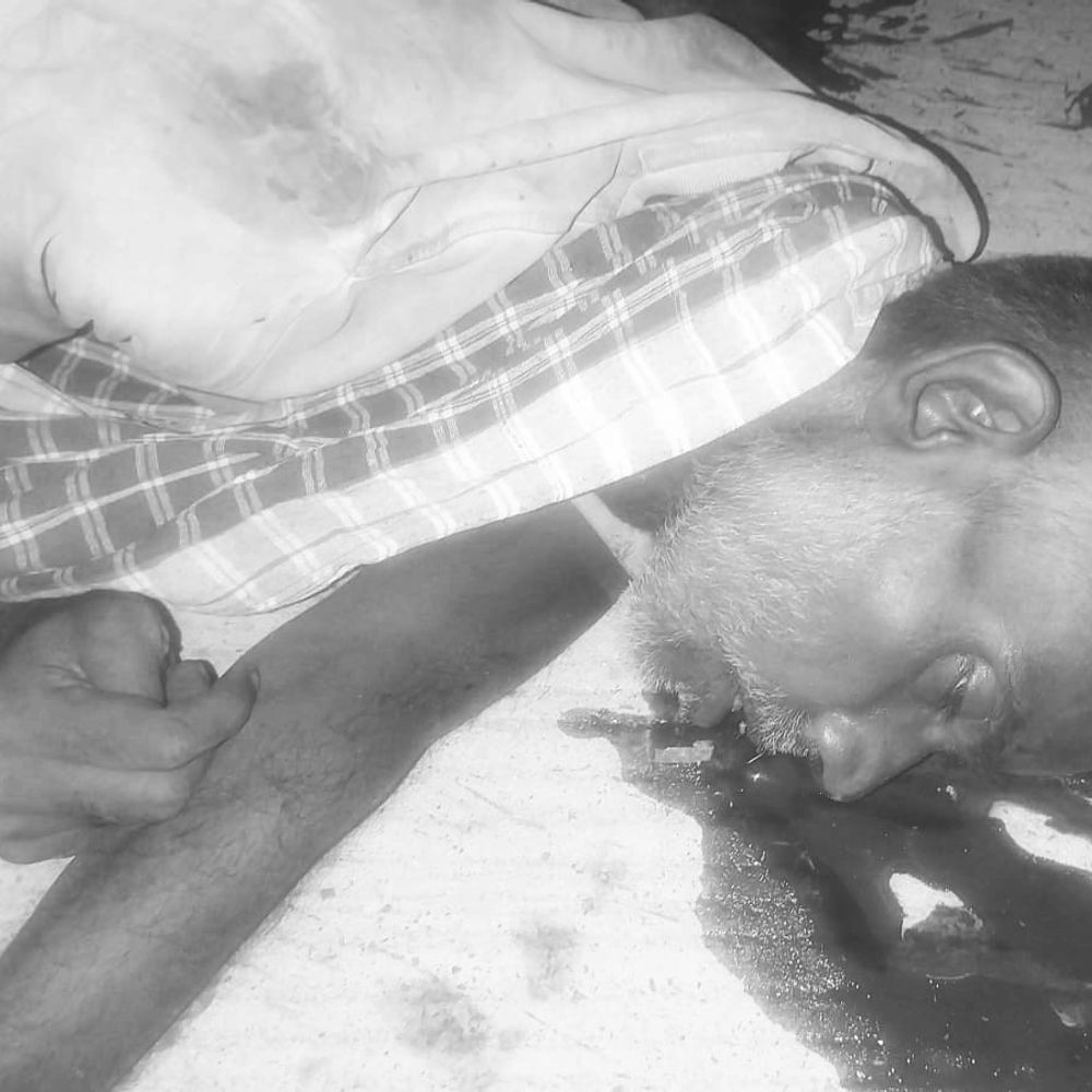 पैदल जा रहे अधेड़ को वाहन ने रौंदा, मौत:मैहर NH-30 से चालक फरार; अमरपाटन थाना पुलिस मौके पर पहुंची