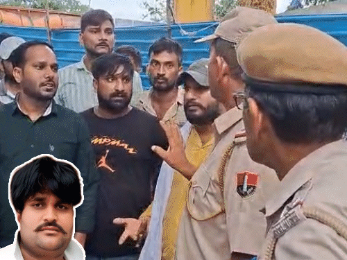 टोंक जेल में बंद कैदी की मौत, जयपुर में हंगामा:SMS मॉर्च्युरी के बाहर प्रदर्शन; भाई बोला- रातभर तड़पता रहा, समय पर नहीं मिला इलाज