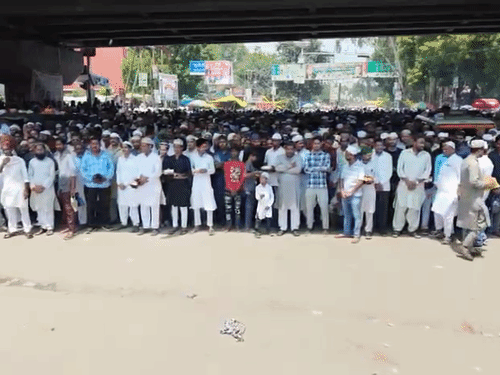 कानपुर के जाजमऊ में उमड़ा आस्था का जनसैलाब: दादामियां और मखदूम शाह आला उर्स में लाखों अकीदतमंदों ने टेका माथा