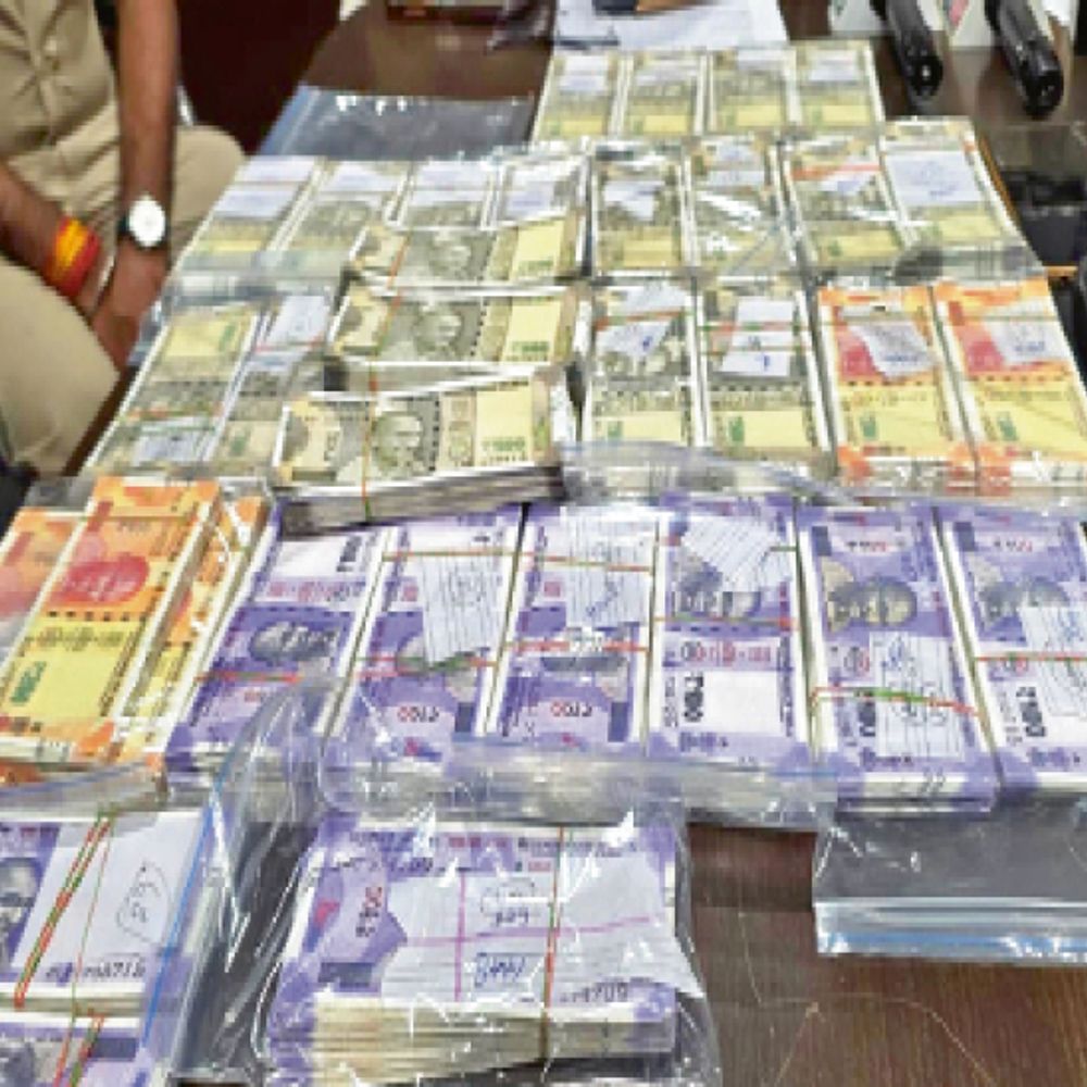 कवर्धा में गिरोह का भंडाफोड़:एक महीने में छापे 12.50 लाख के नकली नोट