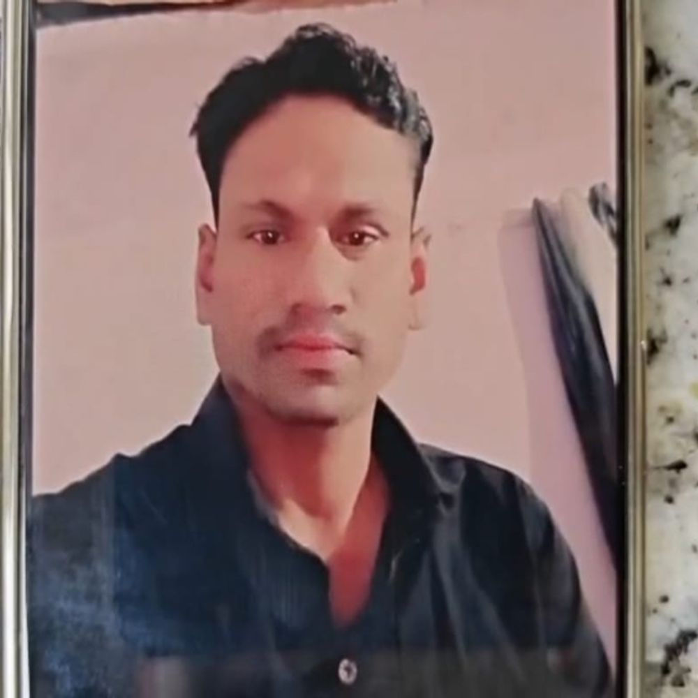 कोटा में पुताई करते दूसरी मंजिल से मजदूर गिरा, मौत:मकान में लटककर काम करते झूले की रस्सी टूटने से सिर-छाती में लगी गहरी चोट