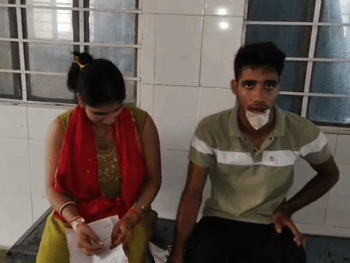 कोटपूतली में हरियाणा रोडवेज ने कंटेनर को मारी टक्कर:महिला-बच्चे समेत 14 घायल, राजकीय बीडीएम अस्पताल में कराया भर्ती