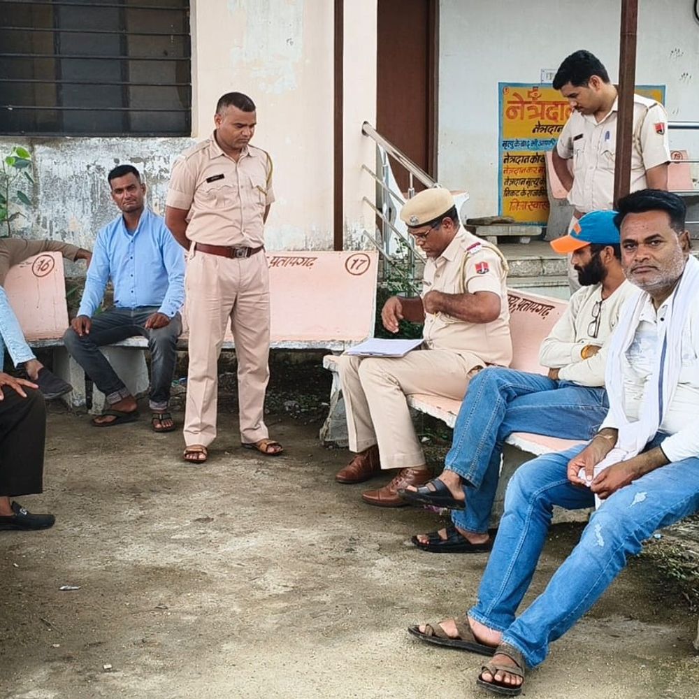 कनोरा गांव में रेतम नदी किनारे भ्रूण मिला:पुलिस ने कब्जे में लेकर अस्पताल पहुंचाया, नगर परिषद ने किया अंतिम संस्कार