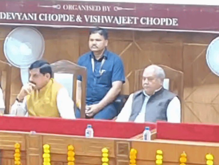 
                 33%आरक्षण रोकने वालों को मातृ शक्ति करारा जवाब देगी:यूथ पार्लियामेंट में CM बोले-युवा राजनीति में भी आगे आएं, नीति-निर्माण और कृषि में भी सहभागी बनें 
            