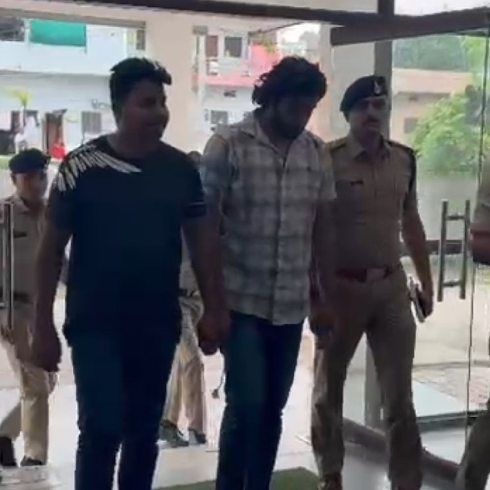 सागर में फर्जी फर्म बनाकर घुमाए साढ़े पांच करोड़ रुपए:मजदूरों और जरूरतमंद लोगों के डॉक्यूमेंट का किया इस्तेमाल, 2 अरोपी गिरफ्तार