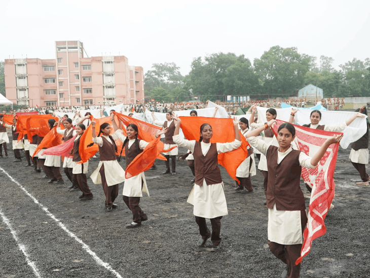 
                 15 अगस्त का मुख्य समारोह दशहरा मैदान में:उज्जैन में प्रभारी मंत्री गौतम टेटवाल करेंगे ध्वजारोहण; परेड, सांस्कृतिक कार्यक्रम और सहभोज होगा 
            