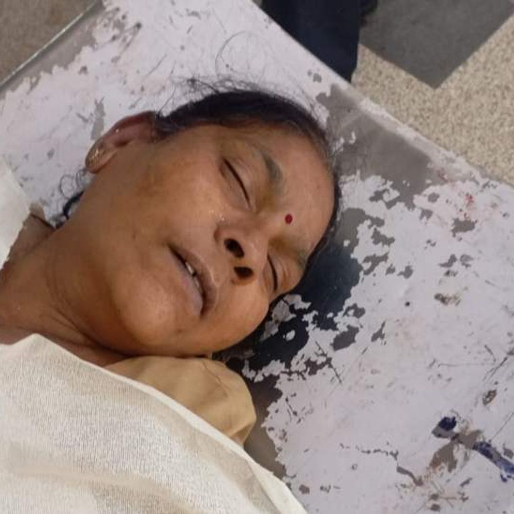 
                 इंदौर में करंट लगने से 70 वर्षीय महिला की मौत:पानी गर्म करने के लिए चालू कर रही थी हीटर,मजदूर की मौत पर ठेकेदार-मकान मालिक पर FIR 
            