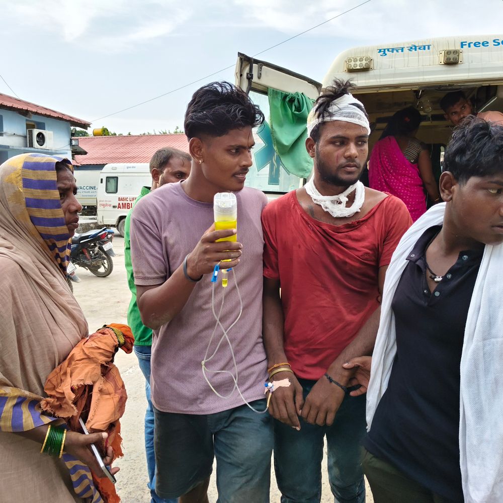 समस्तीपुर में खाना खाने के दौरान होटल में मारपीट:लाठी-डंडे से घायल दो युवकों के सिर पर लगी चोट, कहा- दाह संस्कार के बाद होटल गए थे