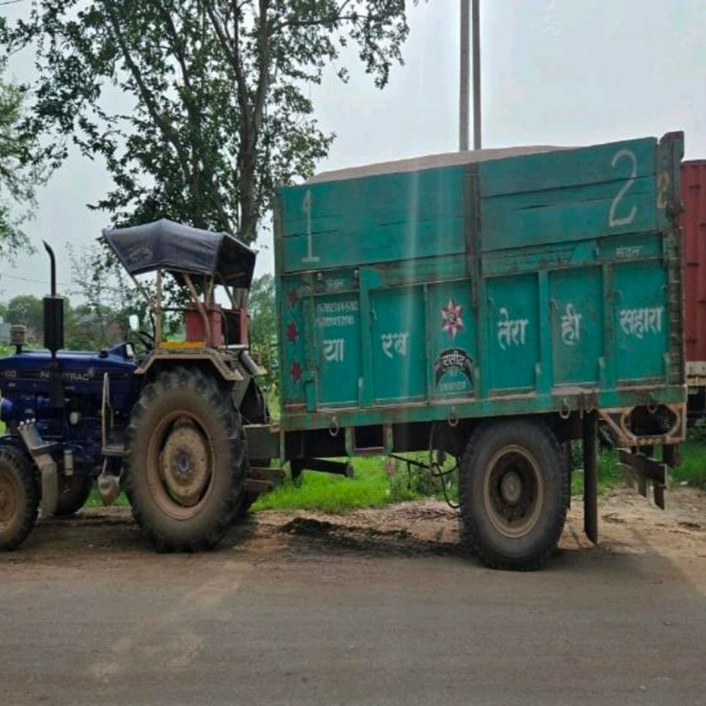 अवैध खनन पर कार्रवाई, दो ट्रैक्टर-ट्रॉलियां जब्त:'ऑपरेशन पृथ्वी' के तहत एक ड्राइवर गिरफ्तार, जारी रहेगा अभियान
