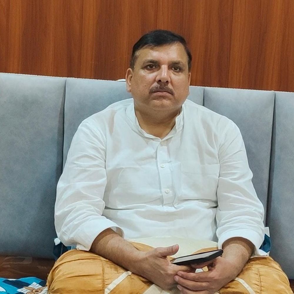'एक लाख सरकारी स्कूल किस मुसलमान ने कराया बंद':सुल्तानपुर में AAP सांसद संजय सिंह बोले- मोदी-योगी नफरत के सबसे बड़े मास्टर
