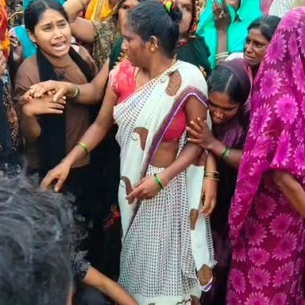 कौशांबी में कल की 5 बड़ी खबरें:लापता लड़के का तालाब में मिला शव, 80 बाइकों की तिरंगा यात्रा, विवाहिता का शव फंदे पर लटका मिल